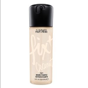 LAST ONE: MAC Prep and Prime - Creamy Coconut